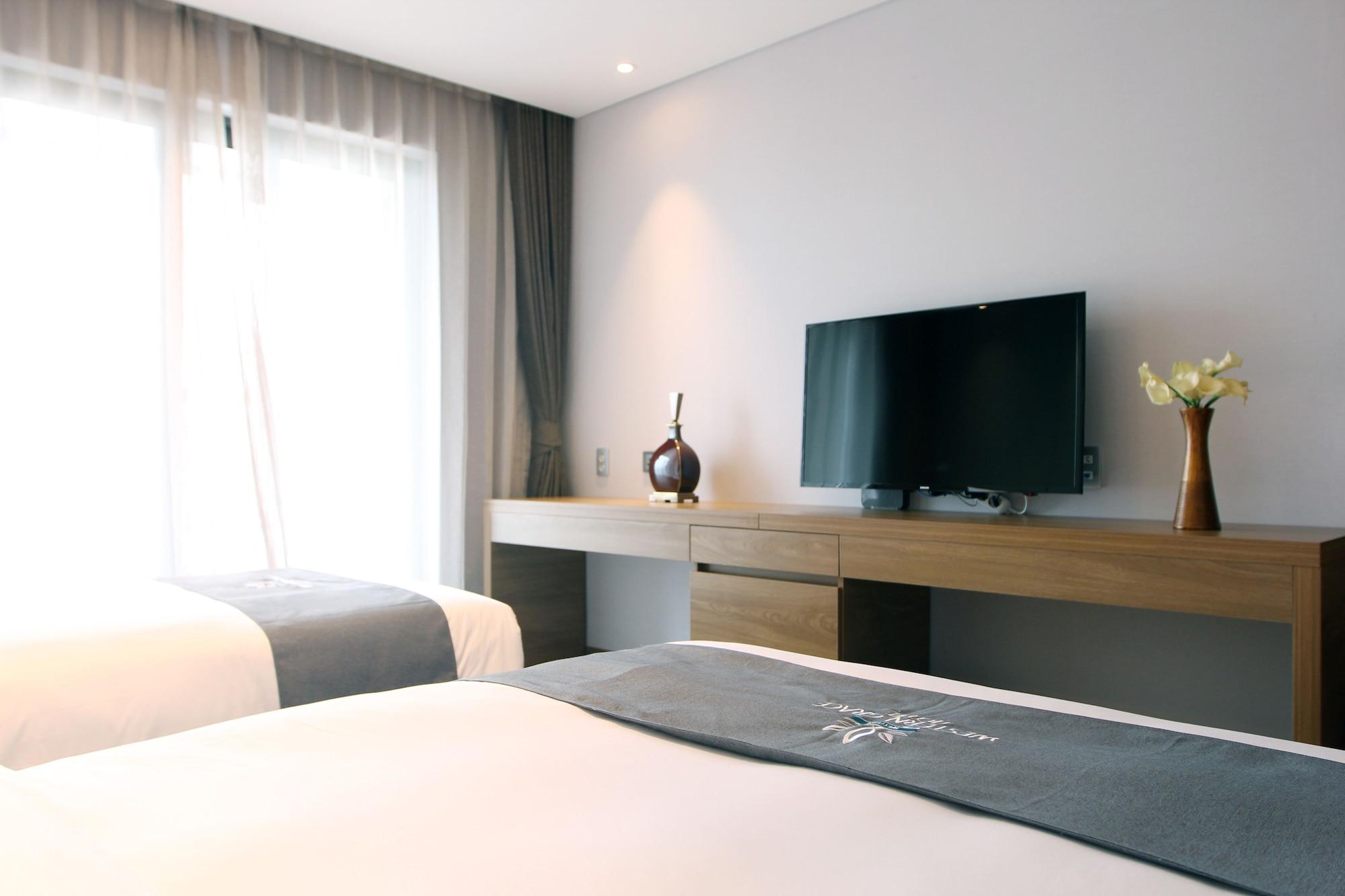 Western Grace Hotel Инчон Екстериор снимка