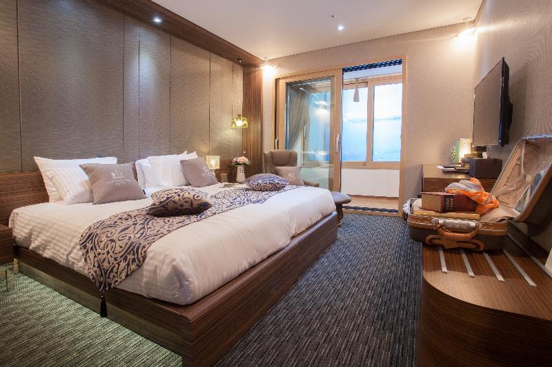 Western Grace Hotel Инчон Екстериор снимка