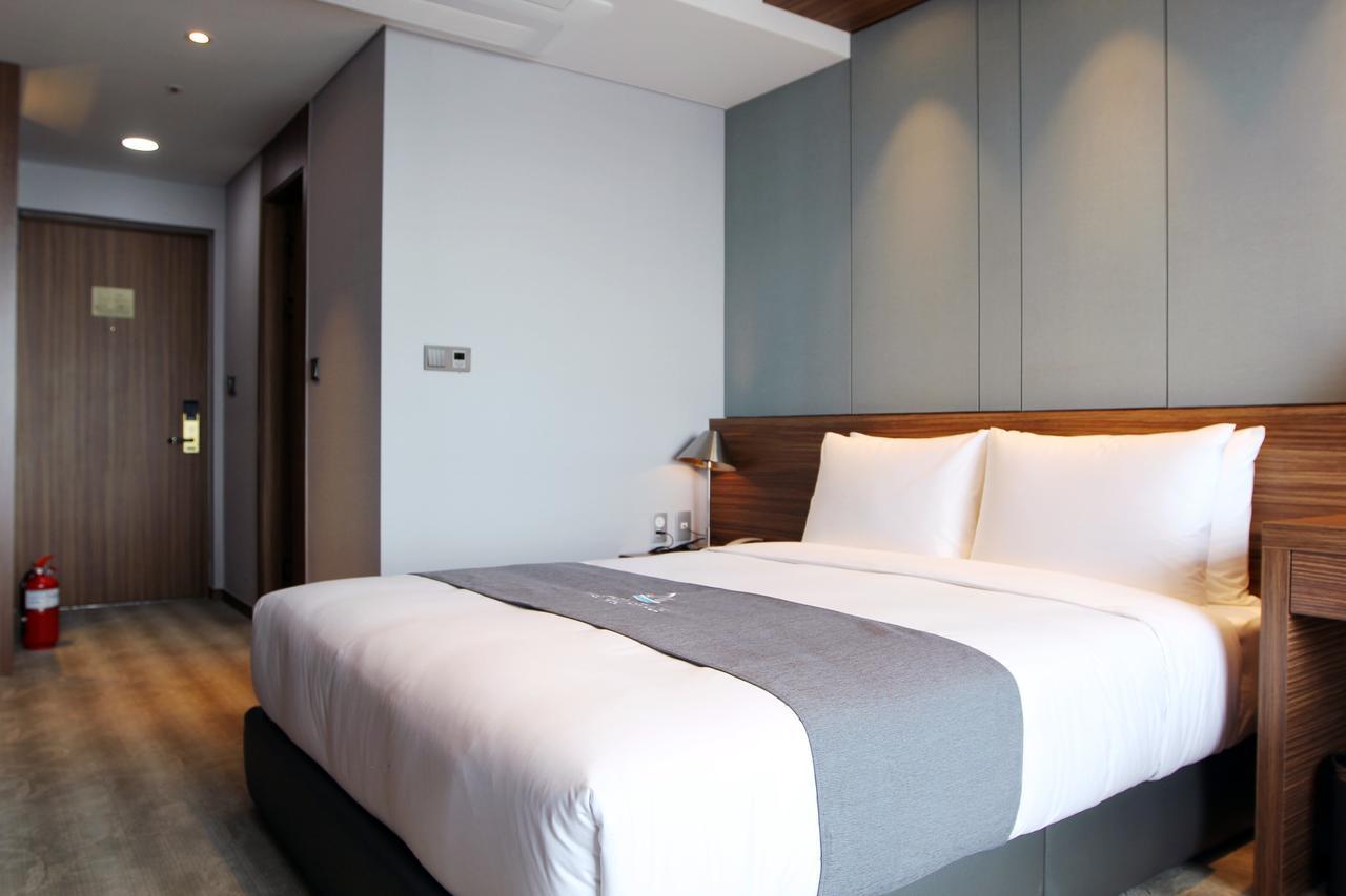 Western Grace Hotel Инчон Екстериор снимка